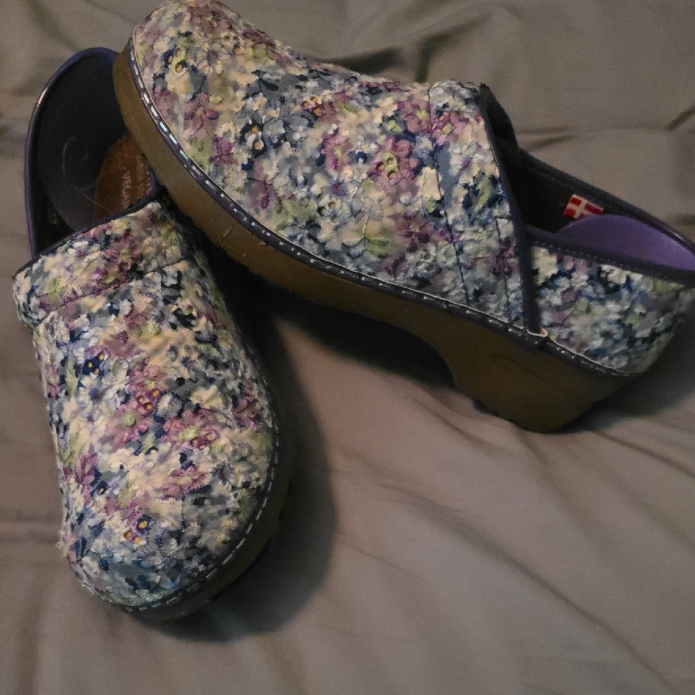Sanita Floral Patterned Women's Clogs